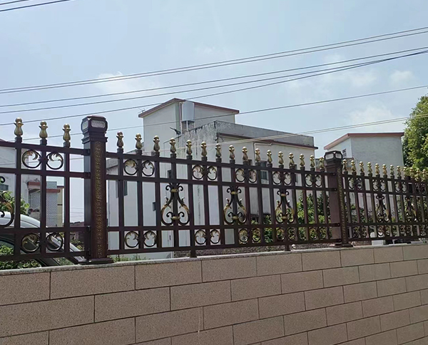 铝艺围墙栏杆